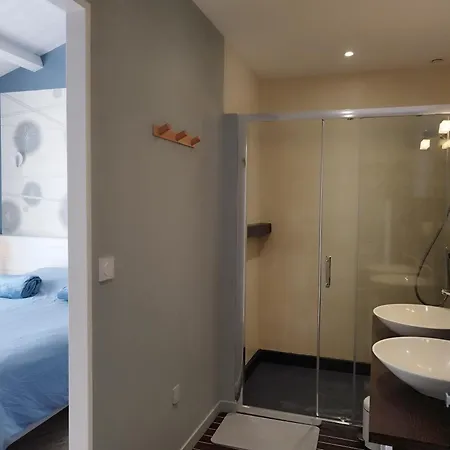 De L'olivier 아이트르