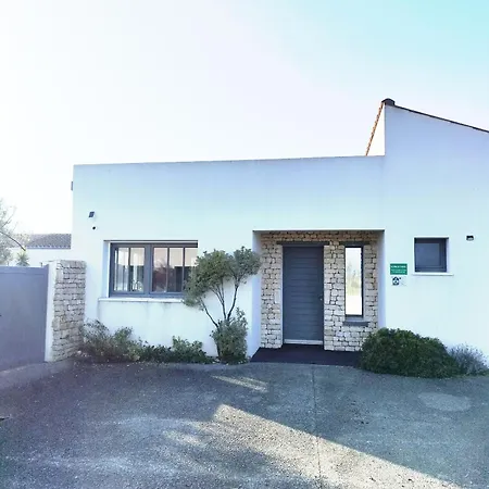 De L'olivier Villa